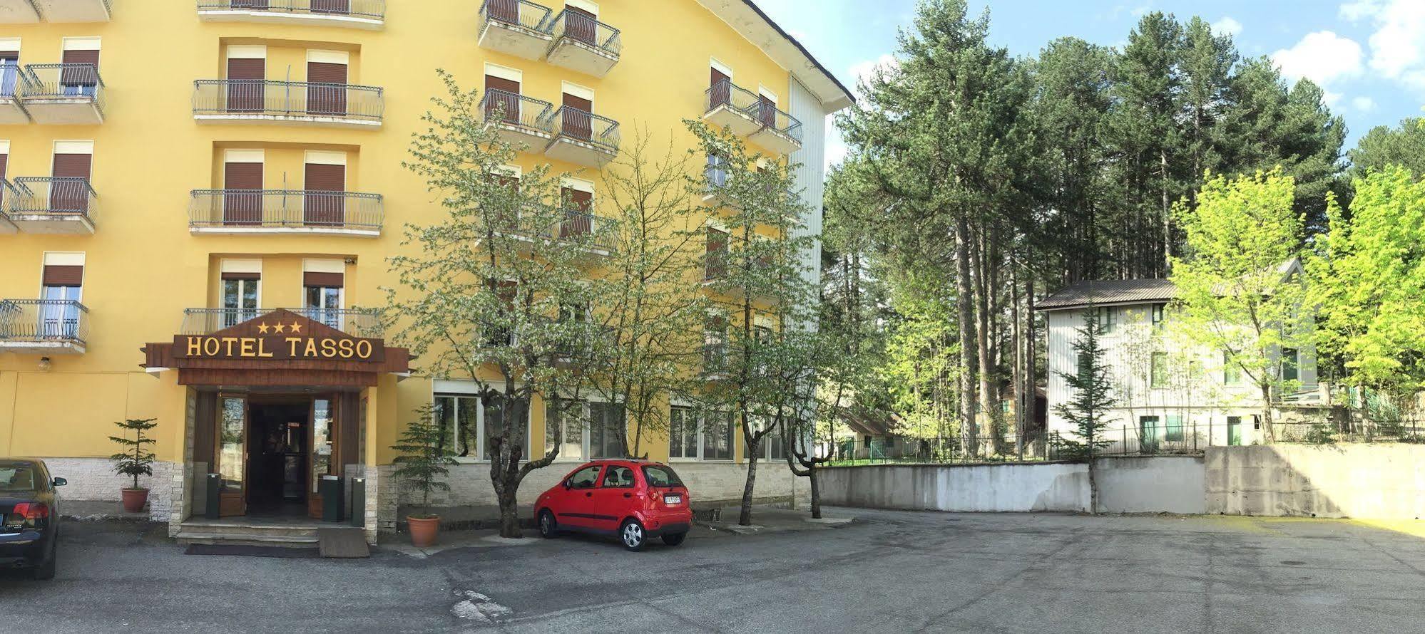 Hotel Tasso Camigliatello Silano Exterior foto