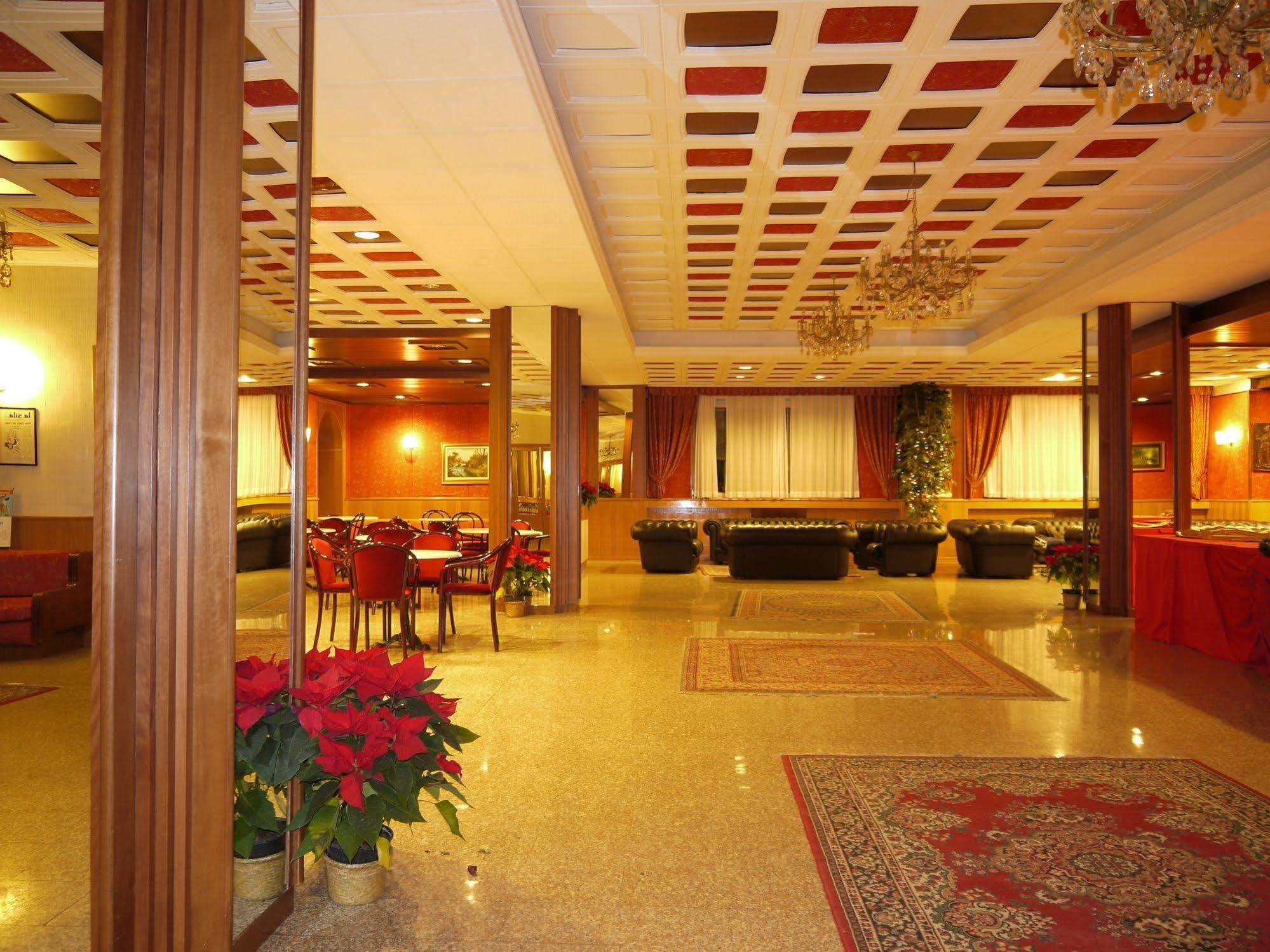 Hotel Tasso Camigliatello Silano Exterior foto